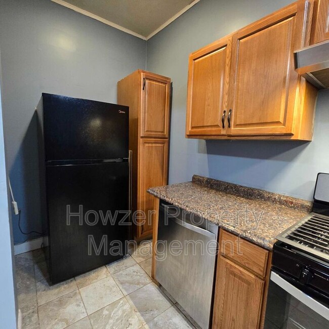 14-18 Chester Ave in Brockton, MA - Building Photo - Building Photo