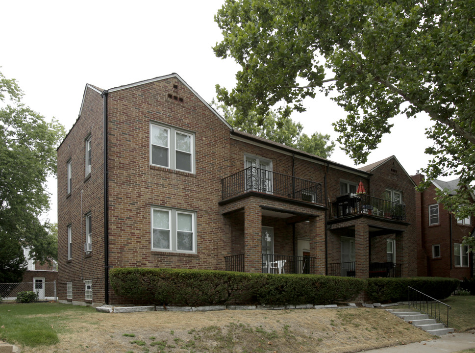 4965 Oleatha Ave in St. Louis, MO - Building Photo