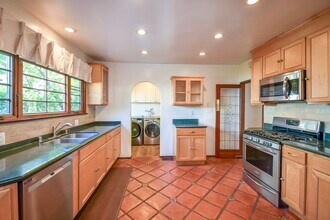 2814 Fleur Dr in San Marino, CA - Foto de edificio - Building Photo