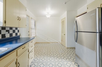 610 E 54th St in Odessa, TX - Building Photo - Building Photo