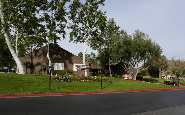 The Meadows in Riverside, CA - Foto de edificio - Building Photo