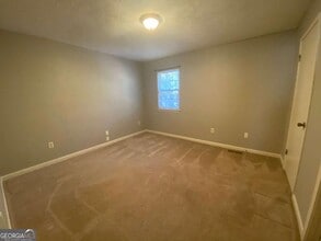 110 Chalfont Dr in Athens, GA - Building Photo - Building Photo