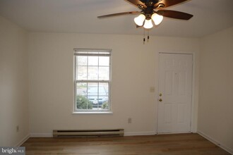 2 W Pine St in Delmar, MD - Building Photo - Building Photo