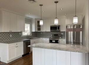 62 Gless Ave in Belleville, NJ - Building Photo - Building Photo