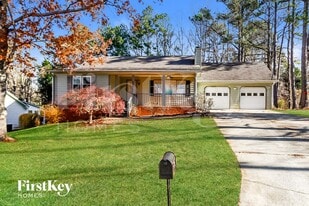 600 Inglenook Dr SW in Lawrenceville, GA - Building Photo