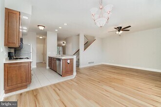 103 Scully Pl in Lewisberry, PA - Building Photo - Building Photo