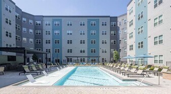 2425 Bell St in Houston, TX - Building Photo