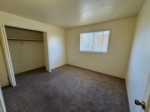 836 E Cook St in Santa Maria, CA - Building Photo - Building Photo