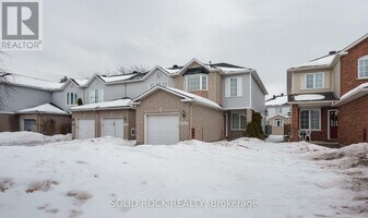 1662 Jobin Crescent in Ottawa, ON - Building Photo