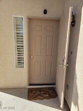 1085 Fan Coral Ave in Las Vegas, NV - Building Photo - Building Photo