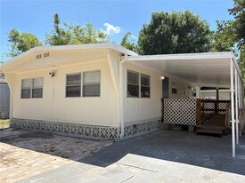 3608 16th St W in Bradenton, FL - Building Photo
