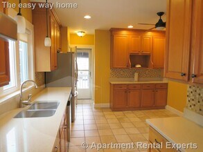 1098 Fellsway in Medford, MA - Building Photo - Building Photo