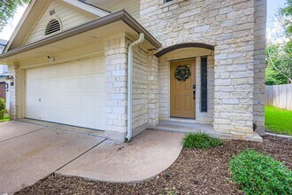 1125 Strickland Dr in Austin, TX - Building Photo - Building Photo