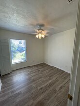 111 Valencia Dr in Edgewater, FL - Building Photo - Building Photo