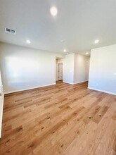 14208 Little Falls Ln in Piedmont, OK - Building Photo - Building Photo