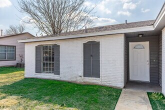 13719 Earlywood St in San Antonio, TX - Building Photo - Building Photo