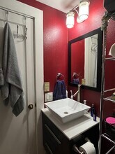 6057 34th Ave NE in Seattle, WA - Building Photo - Building Photo