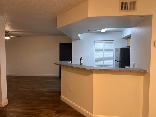 3685 NW Adriatic Ln in Jensen Beach, FL - Building Photo - Building Photo