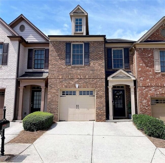 property at 2708 Beynon Ln NE