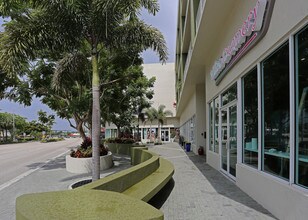 Island City Lofts in Wilton Manors, FL - Building Photo - Building Photo