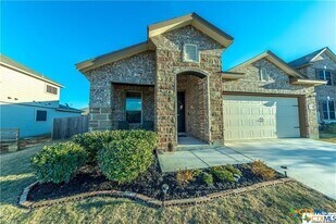 141 Citori Path in New Braunfels, TX - Building Photo