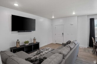 898 N 1120 E in Spanish Fork, UT - Building Photo - Building Photo