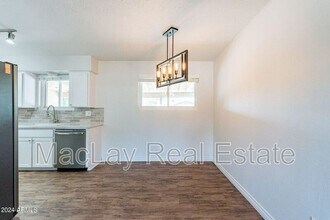4943 E Indian School Rd in Phoenix, AZ - Building Photo - Building Photo