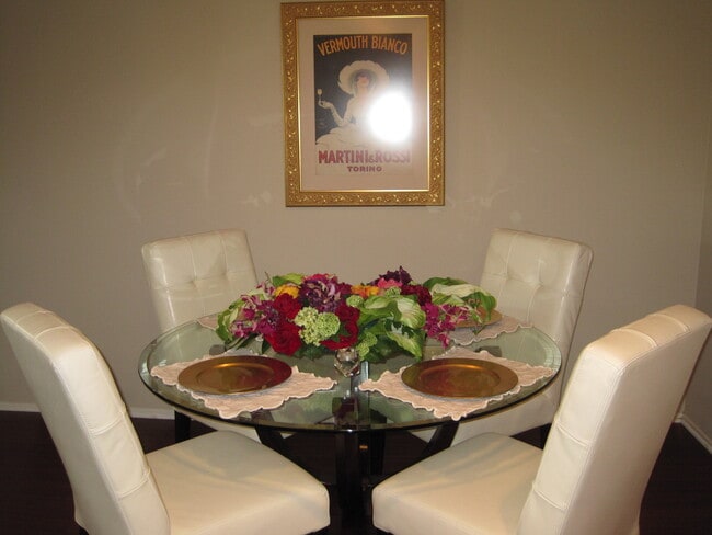 11920 Dorothy St in Los Angeles, CA - Building Photo - Building Photo