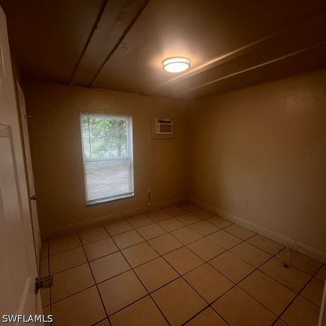 property at 1427 Markland Ave