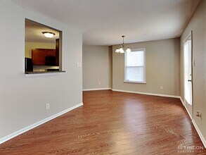 1447 Pencross Ln in Greenwood, IN - Building Photo - Building Photo