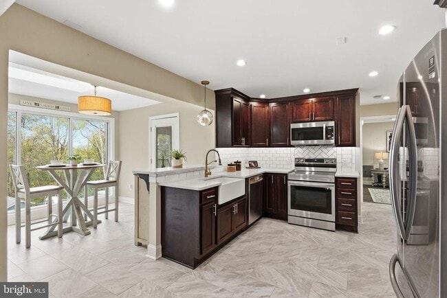 5642 Jefferson Blvd in Frederick, MD - Building Photo - Building Photo