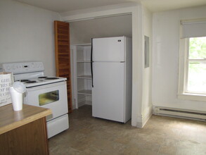 1670 W College Ave, Unit 1670C in State College, PA - Building Photo - Building Photo