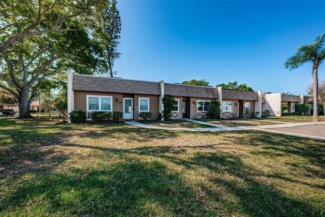 property at 11511 113th St N
