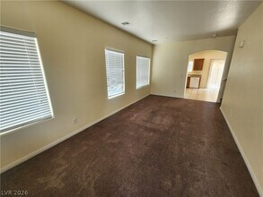 9319 Fitzwilliam Ave in Las Vegas, NV - Building Photo - Building Photo