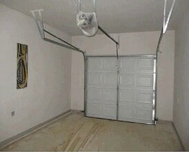 2702-2704 Appian Wy in New Caney, TX - Building Photo - Building Photo