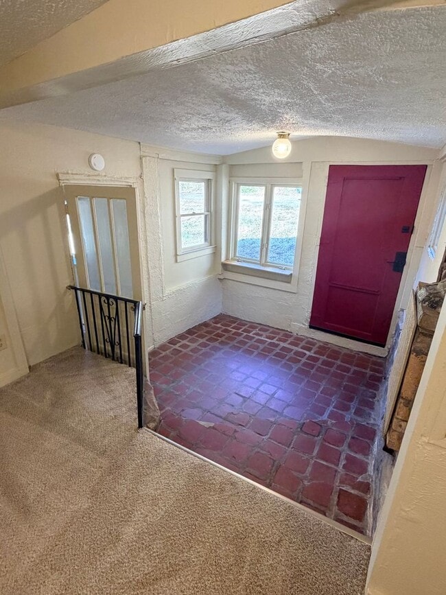 57 Utopia Rd in Asheville, NC - Building Photo - Building Photo