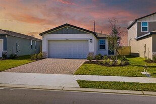 11313 Bellewood Ter in Parrish, FL - Building Photo