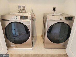 573 Brook Shire Ct in Mechanicsburg, PA - Building Photo - Building Photo