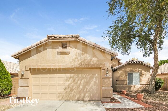 10924 W Granada Rd in Avondale, AZ - Building Photo