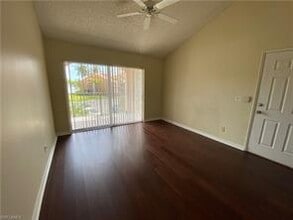 1240 Wildwood Lakes Blvd-Unit -201 in Naples, FL - Building Photo - Building Photo