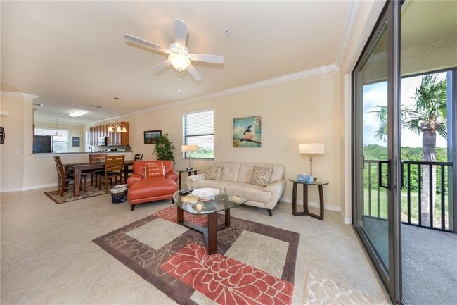 7005 River Hammock Dr, Unit 301 in Bradenton, FL - Building Photo - Building Photo