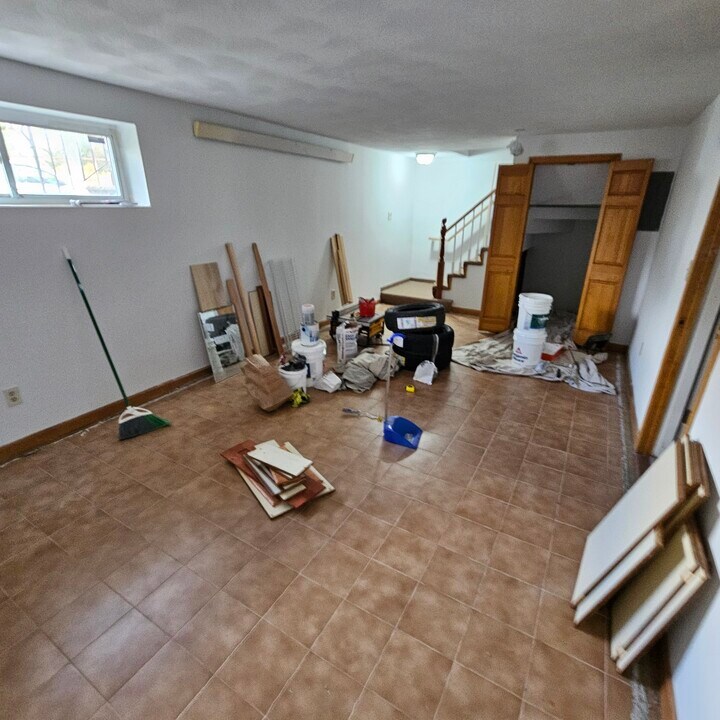 54 Vineland St in Boston, MA - Building Photo