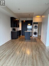 181 Wynford Dr in Toronto, ON - Building Photo - Building Photo