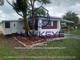 530 Skyline Dr E in Lakeland, FL - Building Photo