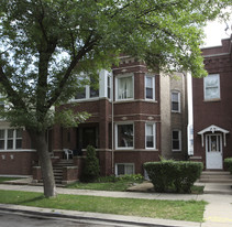 2109 N Avers Ave Apartments