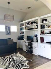 7701 Huddleston Ln in Austin, TX - Building Photo - Building Photo
