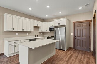 204 Riverview Dr in Warsaw, KY - Building Photo - Building Photo