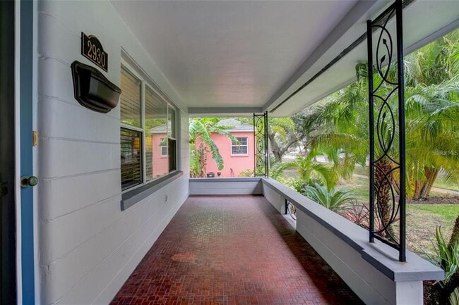 2930 9th Ave N in St. Petersburg, FL - Building Photo - Building Photo