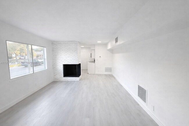 501 NW 13th St in Fort Lauderdale, FL - Building Photo - Building Photo