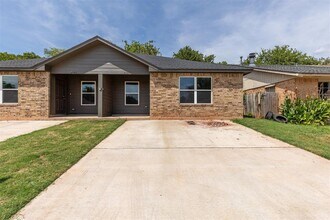 8791 St George Way in Midwest City, OK - Building Photo - Building Photo